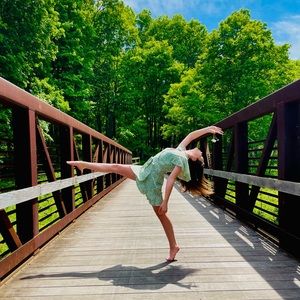 Meet your Posher, Emma